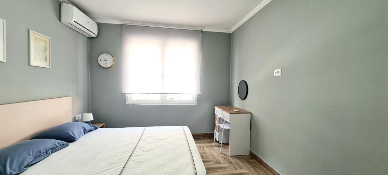 2V1 - 21 Dhjetori Apartamento Tirana Exterior foto
